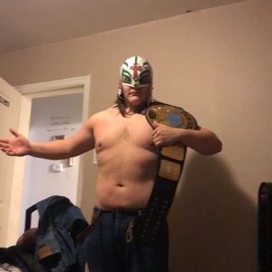 Meet your Posher, Eric